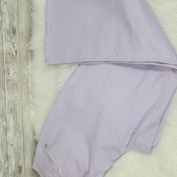 Loft, Women's Lavender Or Lilac Color, Bell Width, Raw Hem Jeans, Sz 32/14 - Picture 2 of 9